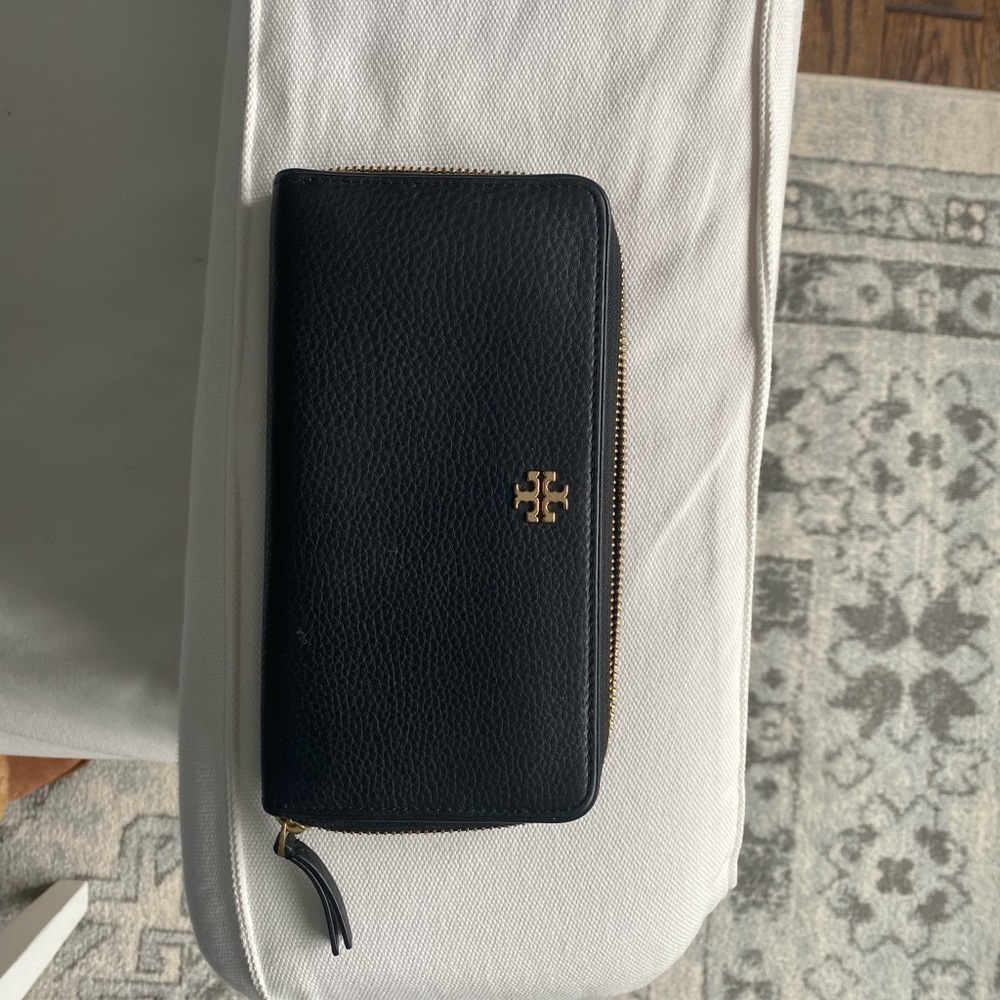 Tory Burch Wallet